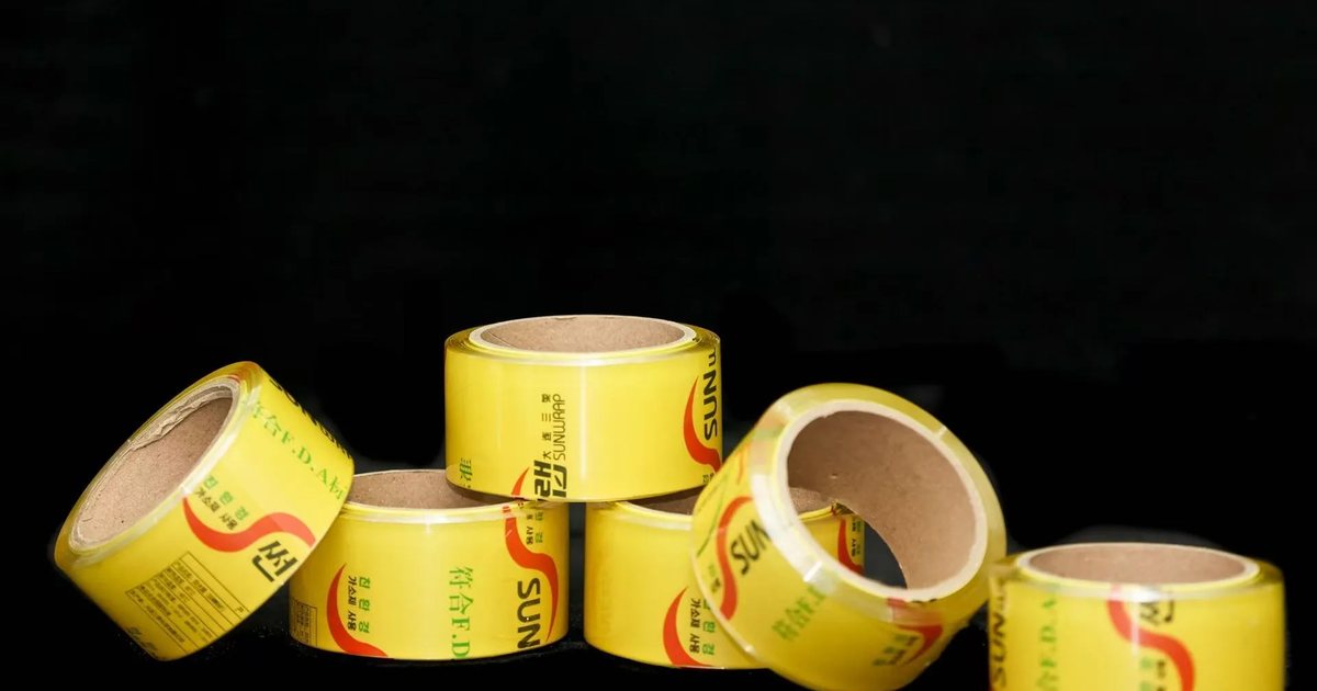 SUNWRAP food-grade PVC and PE cling film rolls produced in Ningbo